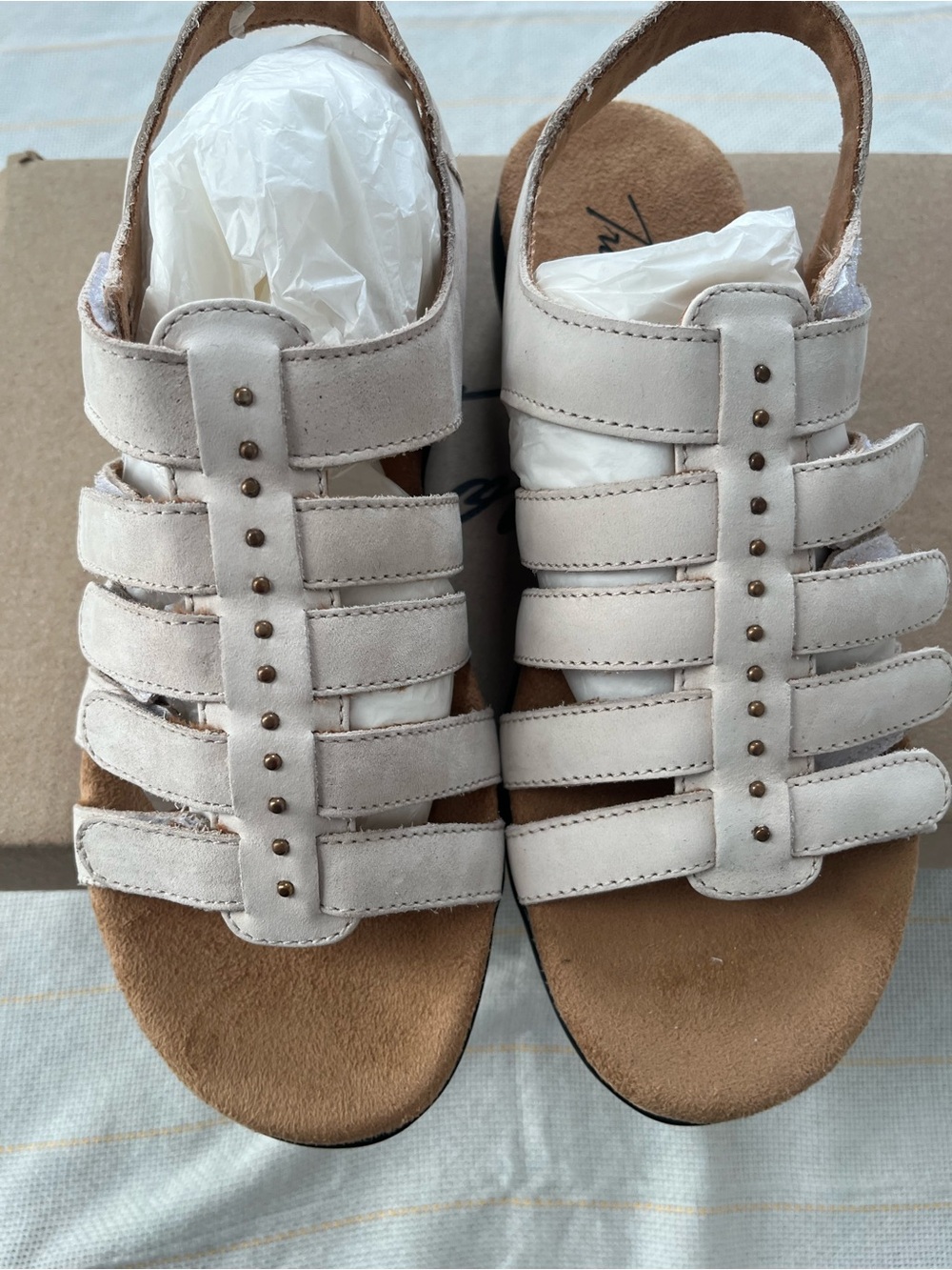 Trotters Beige Suede Multi-Strap Studded Comfort Sandals